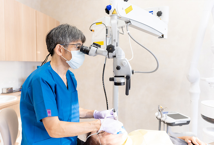 「歯科保存専門医」による歯を保存する治療